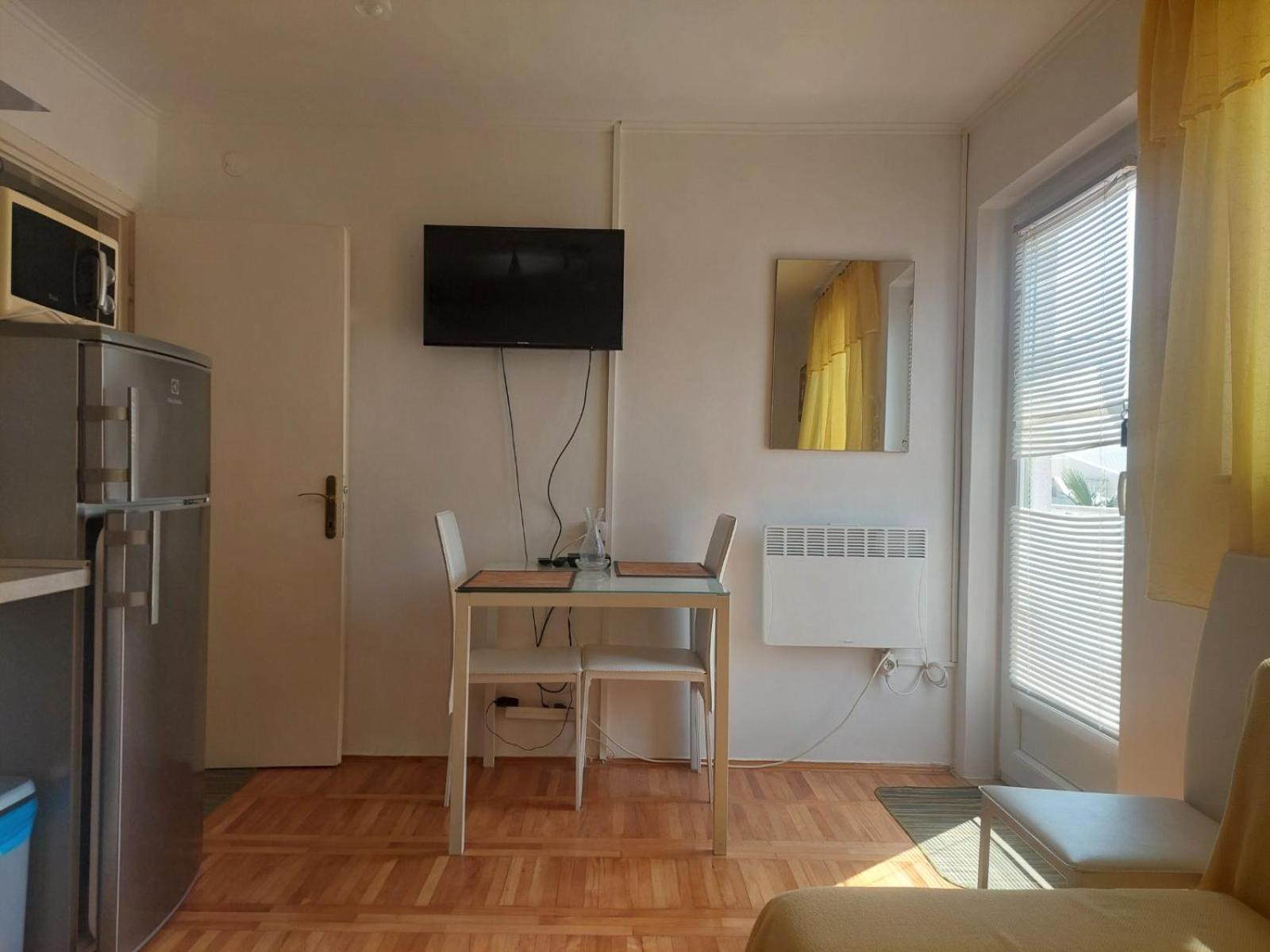 Palm House Apartman *
